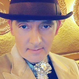 Meet your Posher, Christopher